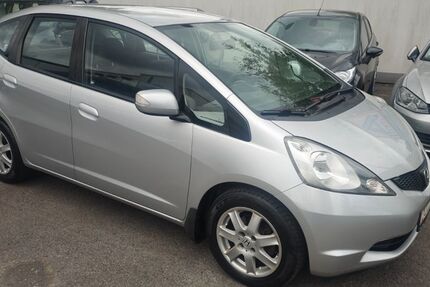 Honda Jazz 28.000 km 8.750 &euro; Essen 45136