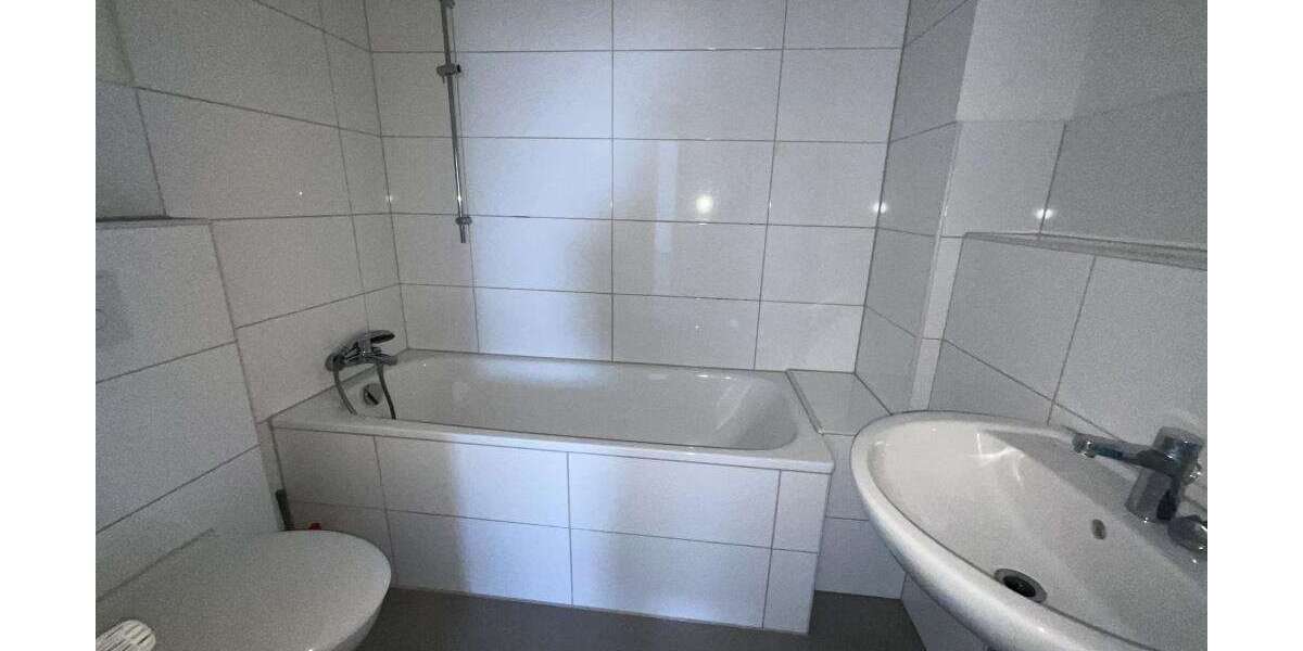 Etagenwohnung Velbert Velbert-Mitte - 2 Zimmer, 63 m&sup2;, 479&euro; | Angebot:26978252