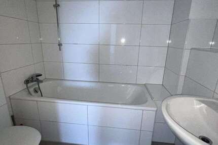 Wohnung Velbert Velbert-Mitte - 2 Zimmer, 63 m&sup2;, 479&euro; | Angebot:26978252