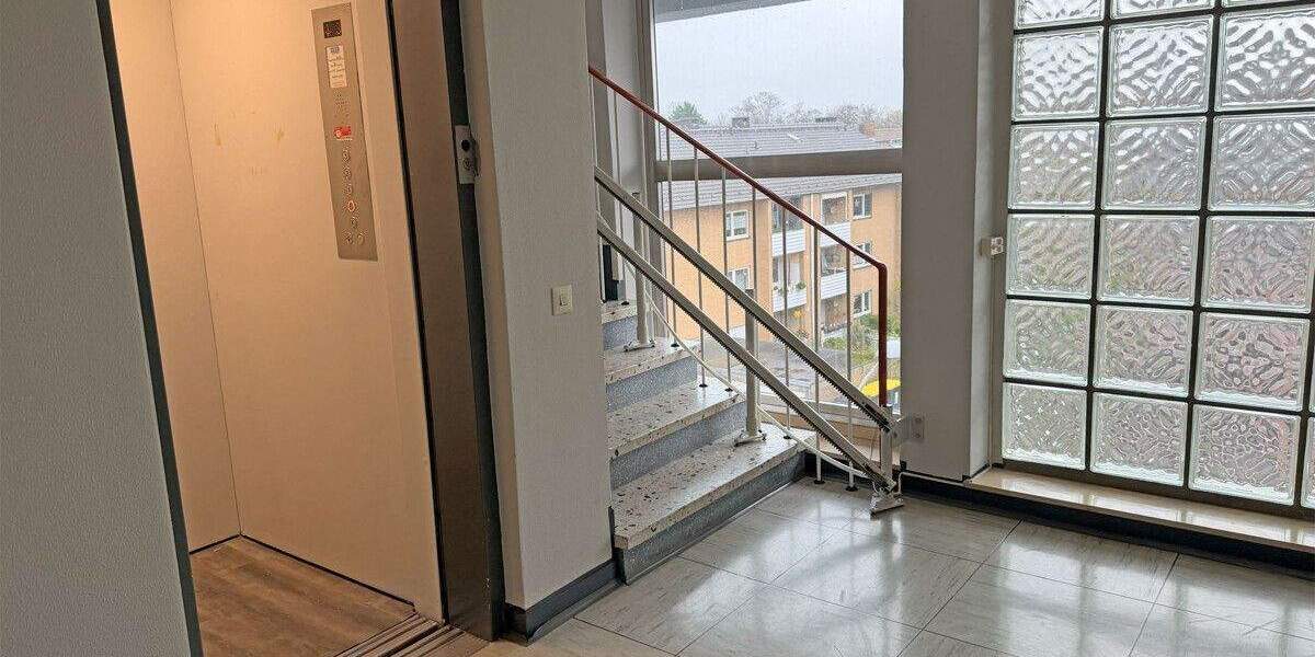 Etagenwohnung Duisburg Hochheide - 2 Zimmer, 71 m&sup2;, 139.900&euro; | Angebot:25684453