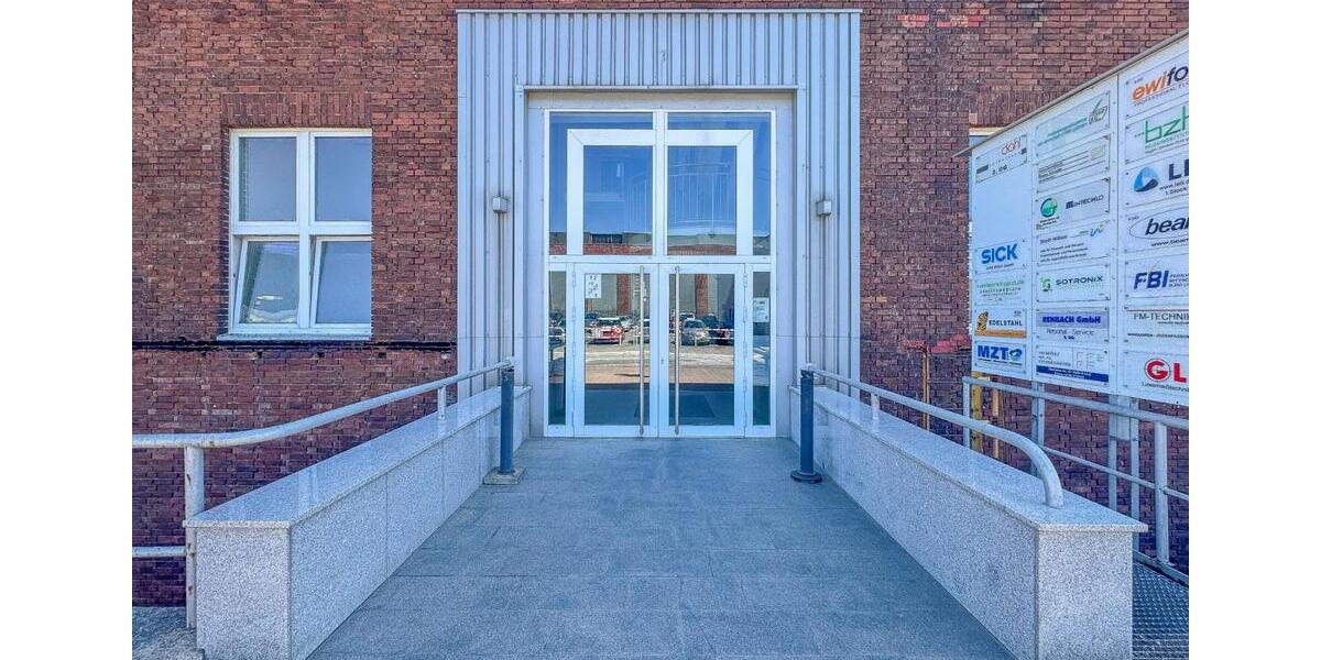 BÜRO MIT STUDIO IM INDUSTRIAL LOOK – 320 m² – 6,38 € pro m² – 3 BÜROS – KÜCHE – LASTENAUFZUG – KLIMA – BARRIEREFREI – TOP AUFGETEILT! zimmer