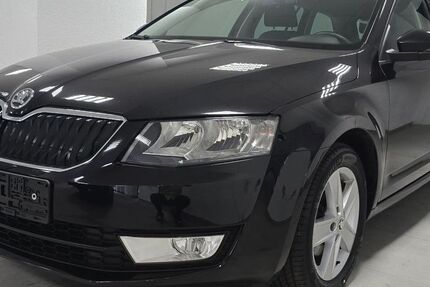 Skoda Octavia 144.480 km 7.999 &euro; Dinslaken 46537