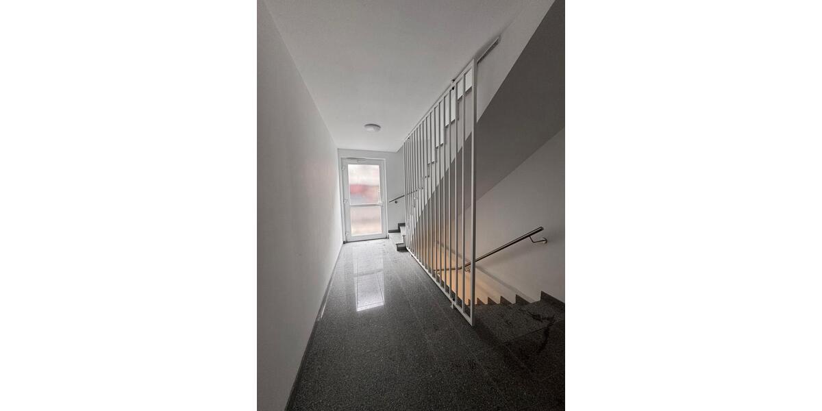 Etagenwohnung Duisburg Mittelmeiderich - 4 Zimmer, 93 m&sup2;, 1.150&euro; | Angebot:25638784
