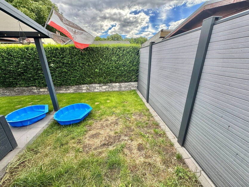 Gepflegte Doppelhaushälfte mit Garten und Terrasse in Duisburg-Neumühl