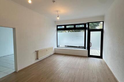 Arbeiten, wohnen, parken: alles auf 210 m² Erdgeschoss! zimmer