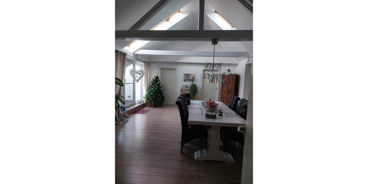 RESERVIERT **Die Gelegenheit, Mehrfamilienhaus, provisionsfrei** 23 zimmer