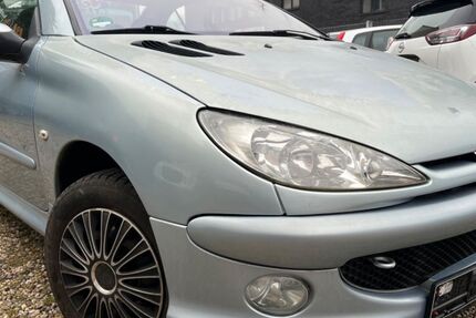 Peugeot 206 155.000 km 990 € Duisburg 47059