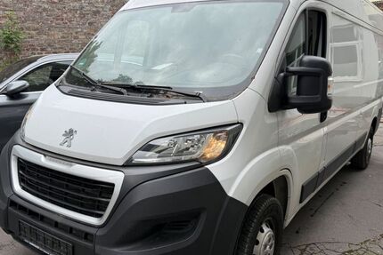 Peugeot Boxer 28.623 km 18.990 &euro; Wuppertal 42285