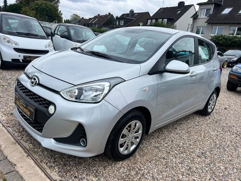 i10