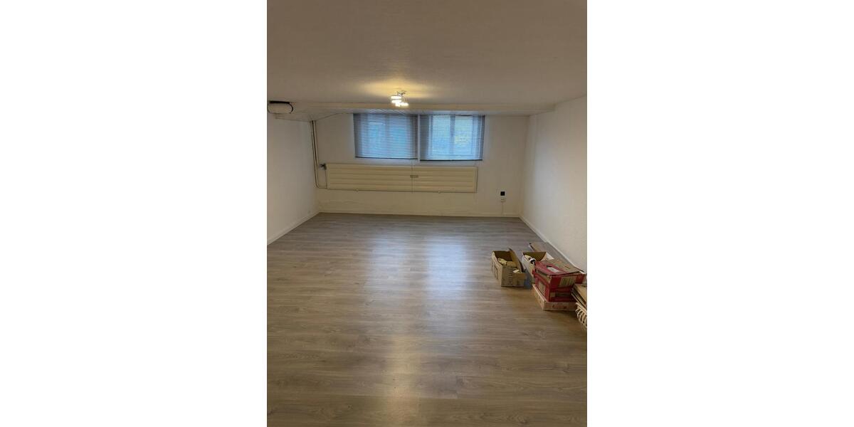 Gewerbeobjekt Moers - 150&euro; | Angebot:25724774