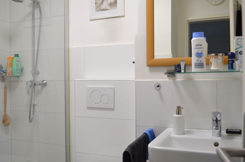 Fitness Studio gespart: Gemütliche 2 Zimmerwohnung mit Balkon für junge Leute in der 4. Etage! - Etagenwohnung Wülfrath Nord | Angebot:25855135