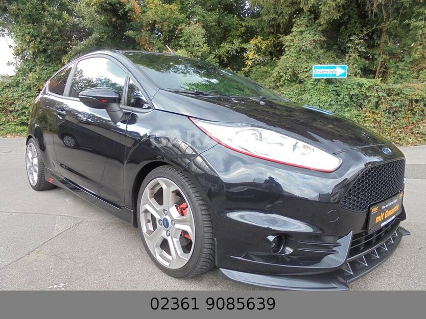 Ford Fiesta 107.000 km 9.950 € Recklinghausen 45659