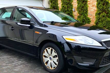 Ford Mondeo 272.500 km 1.650 &euro; Moers 47441