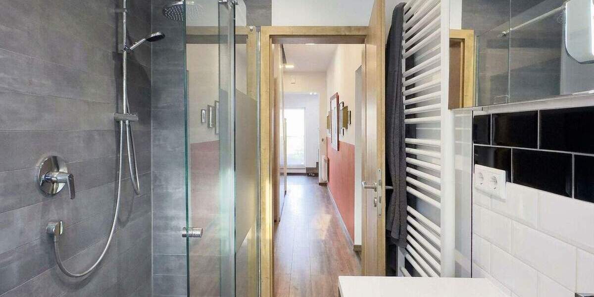 Romantisches Ein- bis Zweifamilienhaus in Märchenlage von Bottrop-Batenbrock 8 zimmer