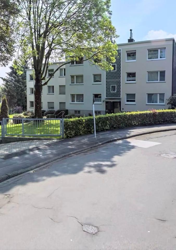 Sonnige BalkonWohnung mit 3 großzügigen Räumen in ruhiger Lage