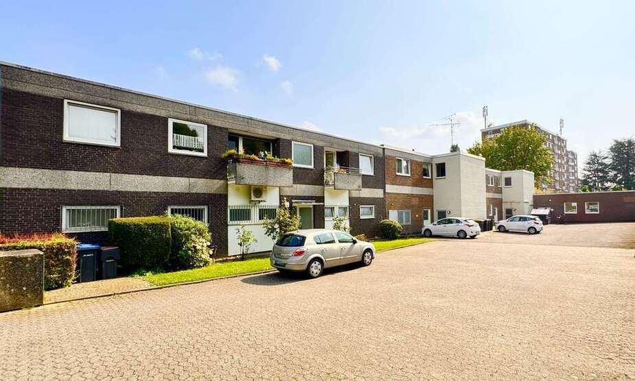 Haus zum Kaufen in Düsseldorf 1.790.000 € 855 m²