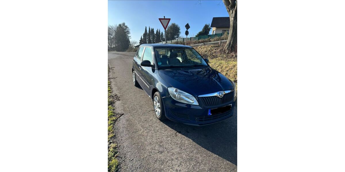 Skoda Fabia 75.966 km 5.300 &euro; Velbert 42549