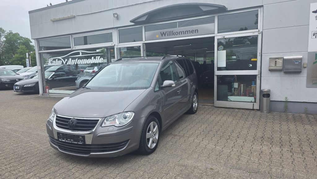 VW Touran 193.000 km 3.990 &euro; Gladbeck 45966