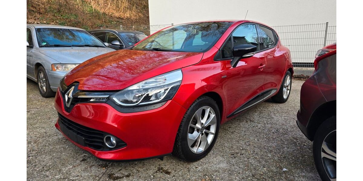 Renault Clio 136.000 km 6.700 &euro; Essen 45144