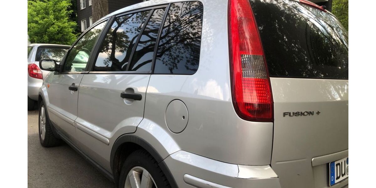 Ford Fusion 158.500 km 1.234 &euro; Duisburg 47051