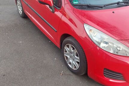 Peugeot 207 167.500 km 2.790 &euro; Bochum 44803