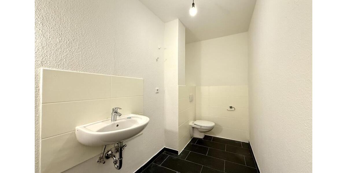 Stilvolle 2,5-Zimmer-Wohnung – frisch renoviert & sofort bezugsfrei! 2.5 zimmer