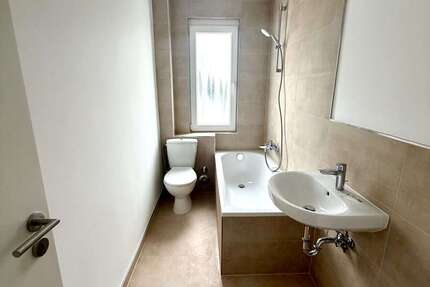 Wohnung Wuppertal Arrenberg - 2 Zimmer, 68 m&sup2;, 600&euro; | Angebot:27503602