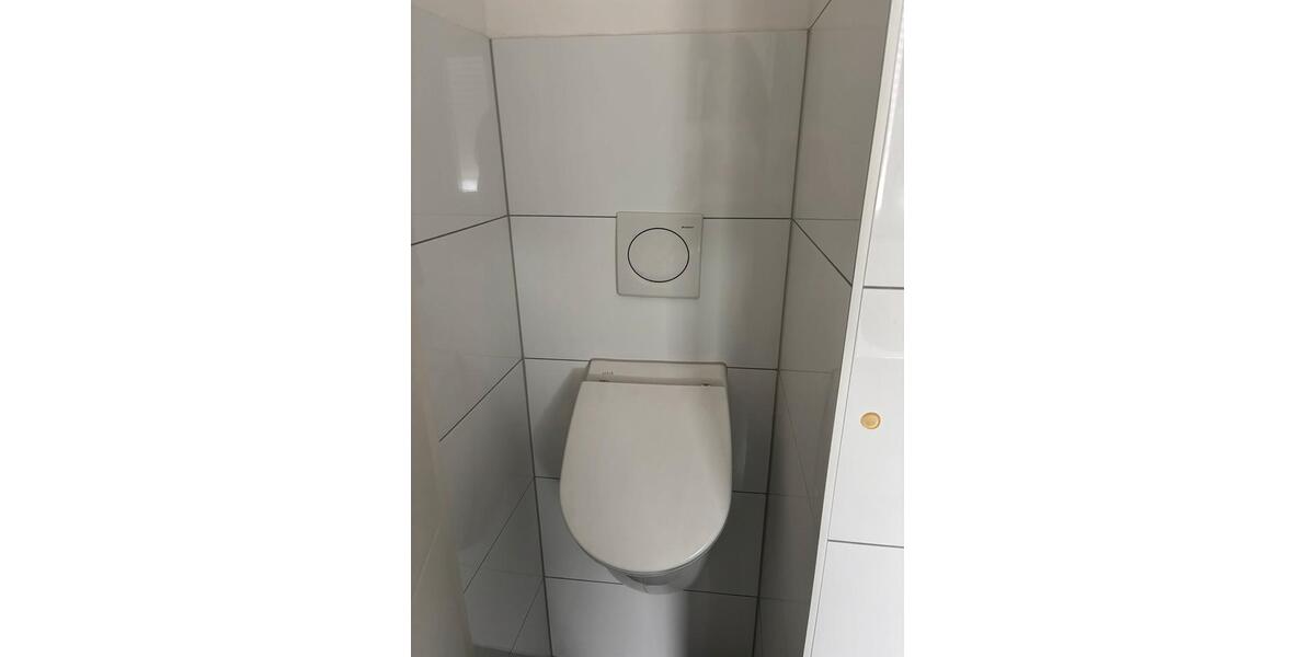 Dachgeschoßwohnung Essen Stadtbezirk VI - 1 Zimmer, 40 m&sup2;, 420&euro; | Angebot:26407189