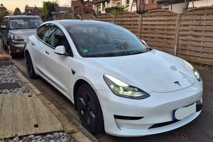 Tesla Model 3 47.005 km 26.900 &euro; Duisburg 47249