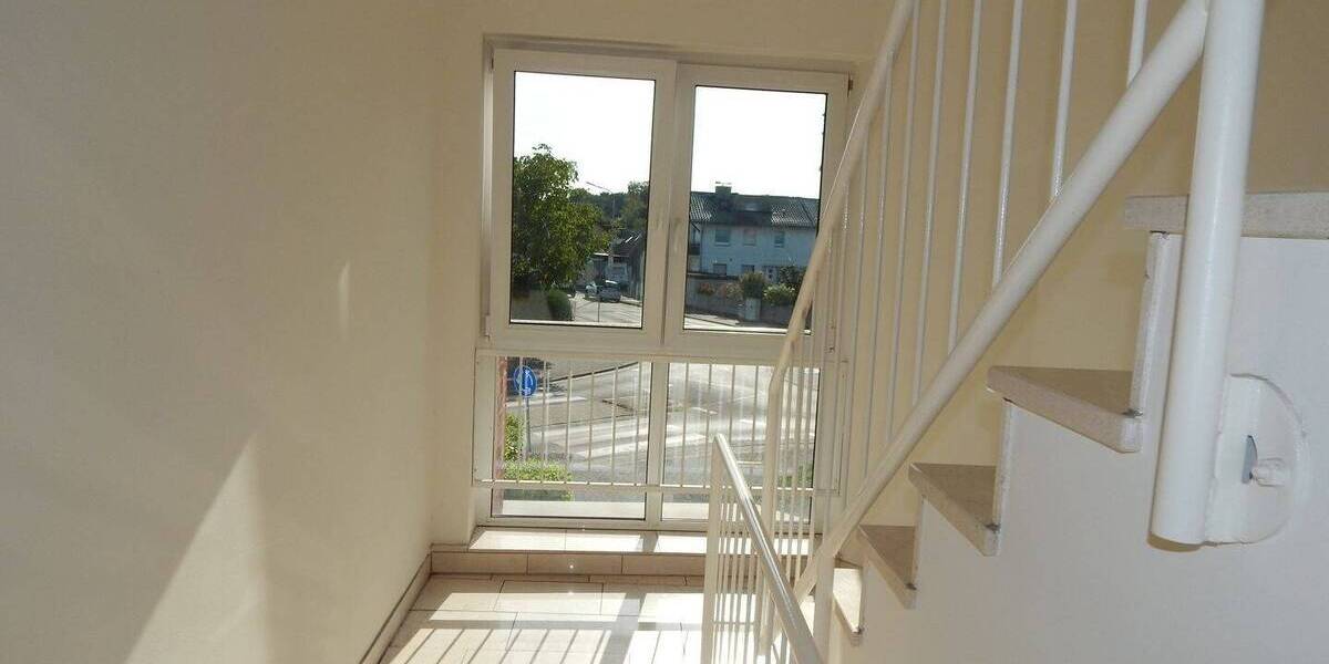 RESERVIERT - Moderne zwei Zimmer Wohnung mit Balkon und Garagenhof in bester Wohnlage von Moers 2 zimmer