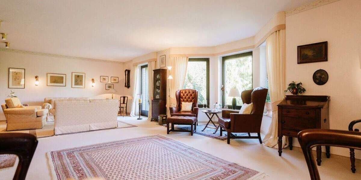 Laupendahler Siedlung - freistehendes Einfamilienhaus mit Süd-Garten & Garage 3 zimmer