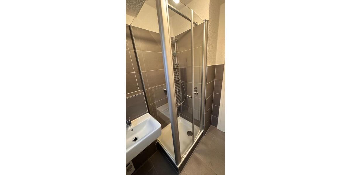 Dachgeschoßwohnung Essen Stadtbezirk VI - 2 Zimmer, 40 m&sup2;, 435&euro; | Angebot:24967368