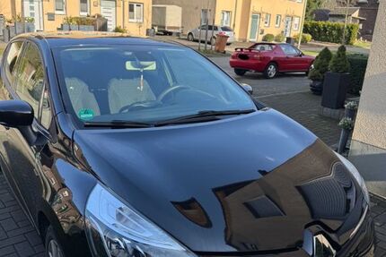 Renault Clio 84.000 km 6.300 &euro; Bottrop 46242