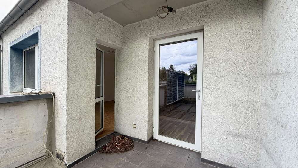 Mehrfamilienhaus mit 3 Wohneinheiten in ruhiger Sackgassenlage - Mehrfamilienhaus, Wohnhaus Oberhausen Alstaden | Angebot:27493794