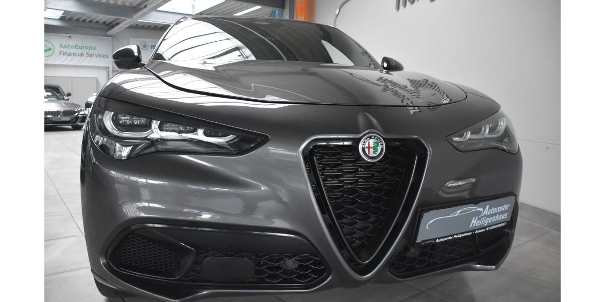 Alfa Romeo Stelvio 44.441 km 35.980 &euro; Heiligenhaus 42579