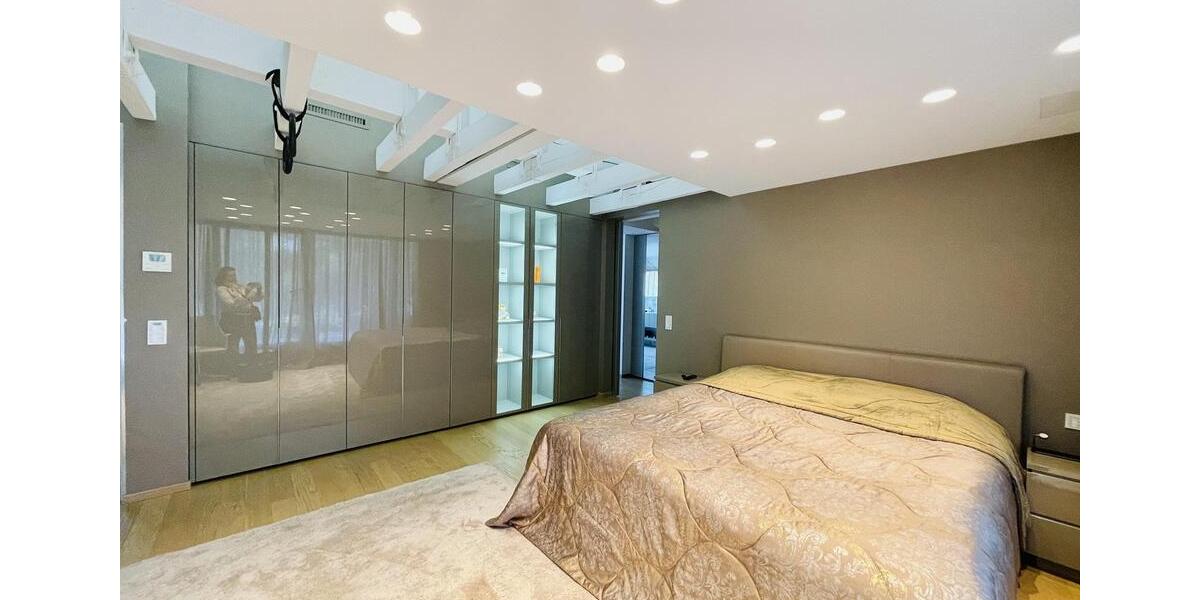 Maisonettenwohnung Düsseldorf Düsseltal - 5 Zimmer, 224 m&sup2;, 5.000&euro; | Angebot:24526472