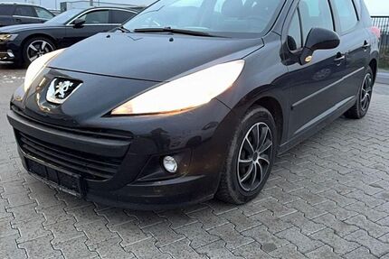 Peugeot 207 166.000 km 3.200 &euro; Gelsenkirchen 45884