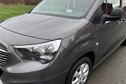 Opel Combo 68.000 km 20.740 &euro; Oberhausen 46149