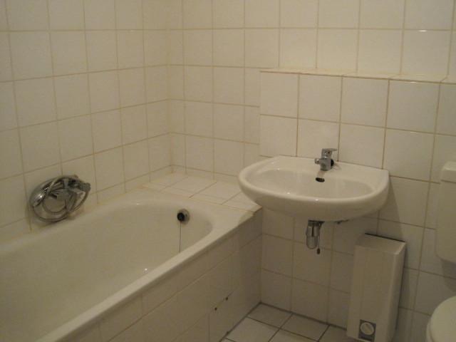 Neue Wohnung, neues Glück! Ansprechende 1,5-Zi.-DG (WBS) zimmer