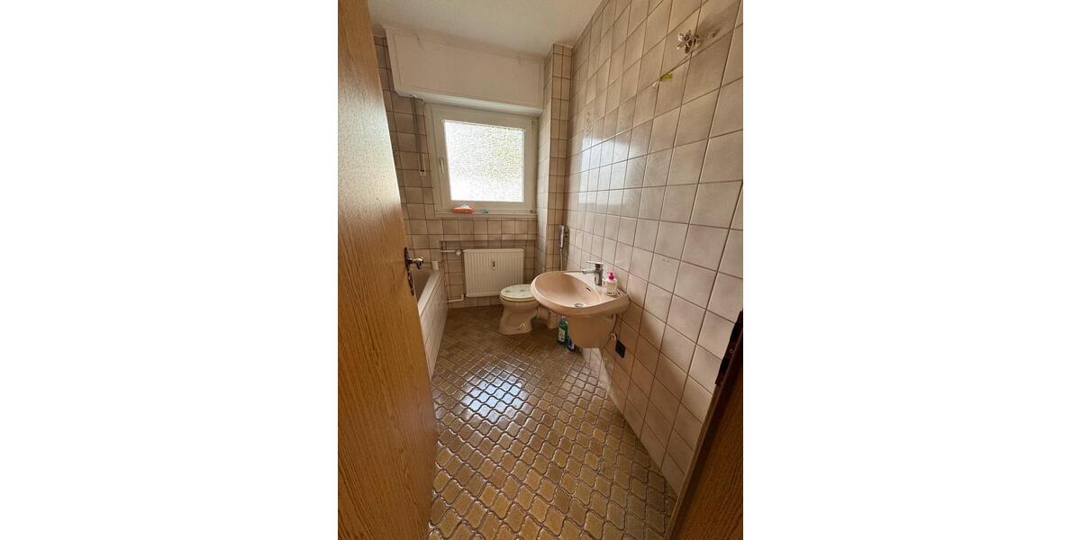 Erdgeschoßwohnung Moers Rheinkamp - 3.5 Zimmer, 66 m&sup2;, 624&euro; | Angebot:26382967