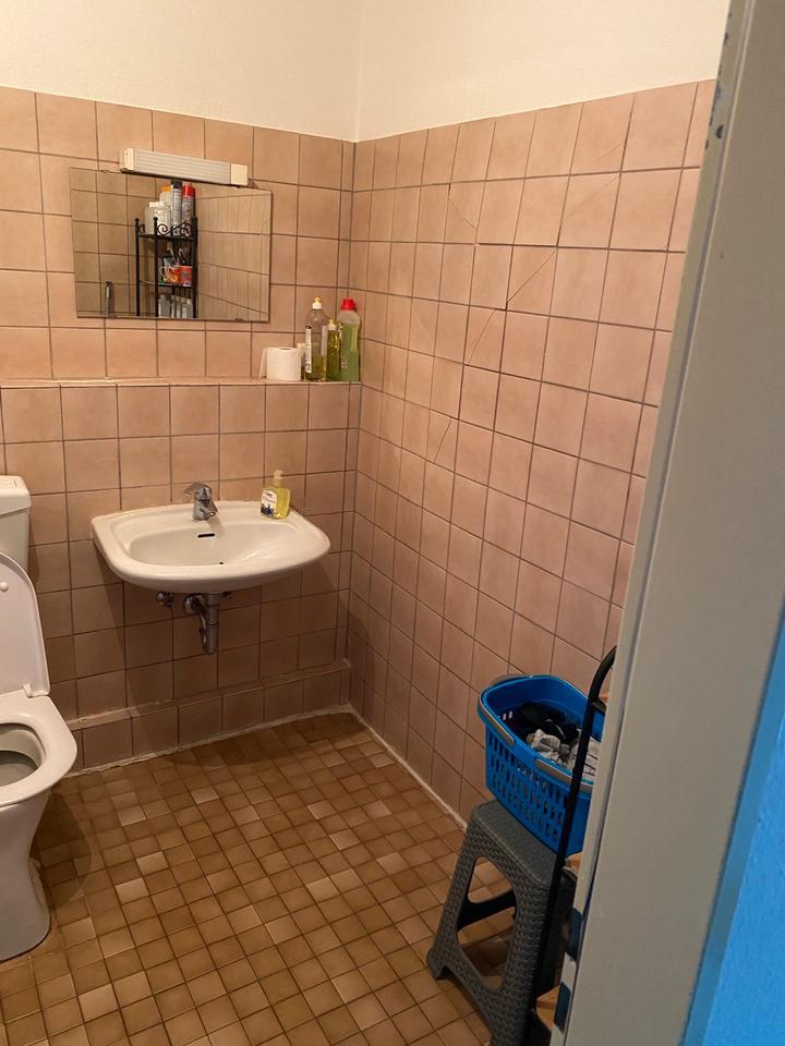 Solingen 2 Zi.Wohnung Nähe Hauptbahnhof mit Stellplatz Balkon