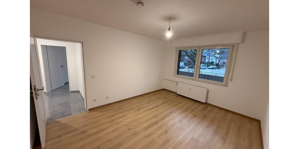 Kernsaniert | 63m² | 2,5-Zi-ETW | Balkon | Aufzug | ruhig 2.5 zimmer