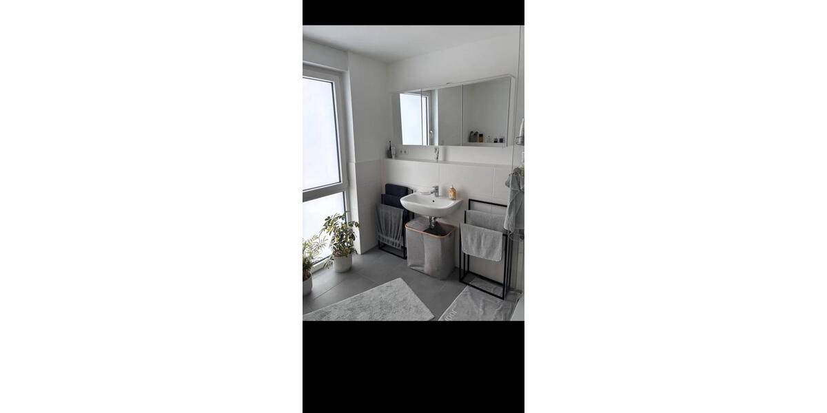 Neubau- Doppelhaushälfte 4 zimmer