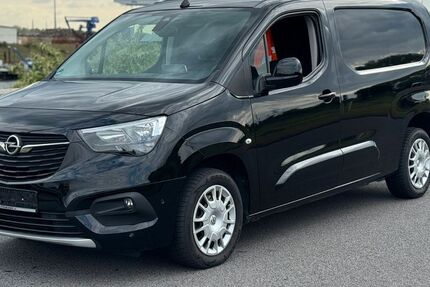Opel Combo 119.000 km 8.999 € Duisburg 47138