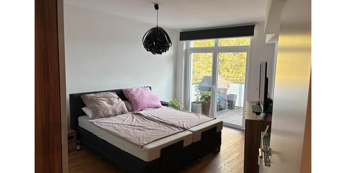 Dachgeschoßwohnung Duisburg - 3.5 Zimmer, 115 m&sup2;, 279.000&euro; | Angebot:27446900