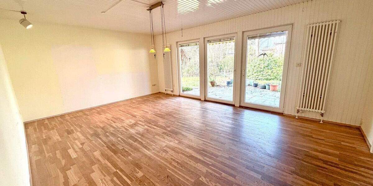 Einfamilienhaus Moers Utfort - 5 Zimmer, 203 m&sup2;, 379.000&euro; | Angebot:25684460