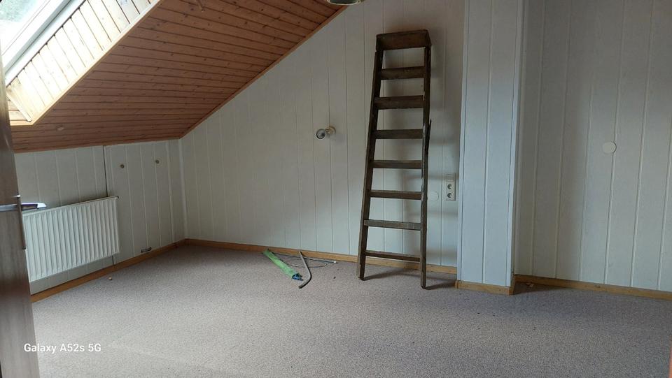 Schönes Häuschen, schöner Garten, gerne auf einen Käufer warten! 7 zimmer