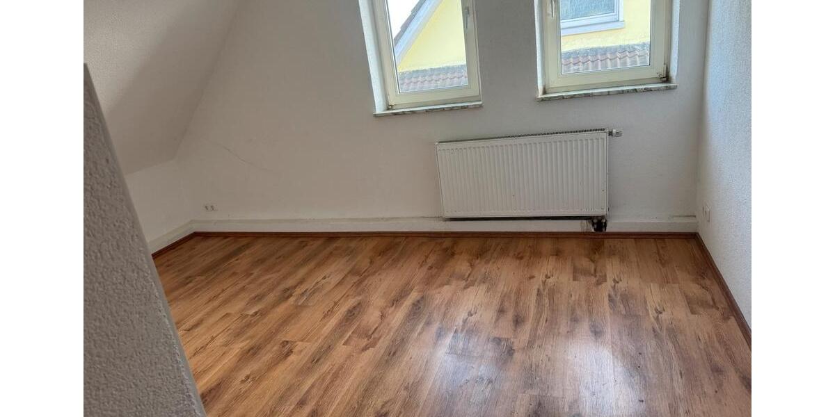 Dachgeschoßwohnung Duisburg Rheinhausen - 2 Zimmer, 55 m&sup2;, 770&euro; | Angebot:25791800