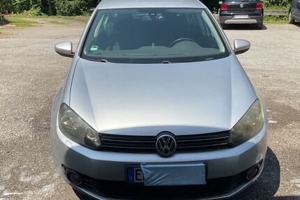 VW Golf 160.000 km 4.750 &euro; Hattingen 45527