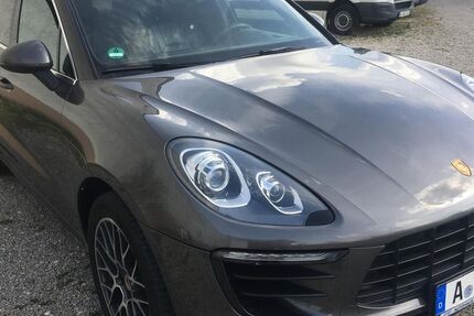 Porsche Macan 180.000 km 24.490 &euro; Duisburg 47138